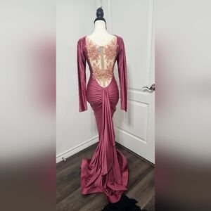 Chic Backless Long Sleeve Dress in Mauve